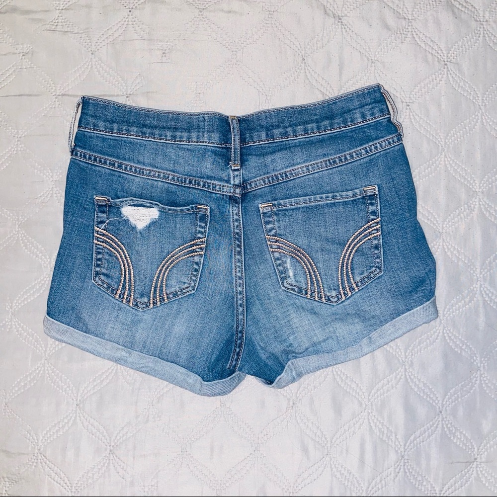 Hollister High Rise Denim Shorts - Picture 2 of 2